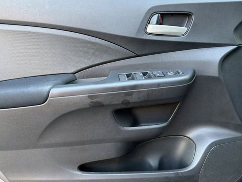 Used 2015 Honda CR-V LX image 14