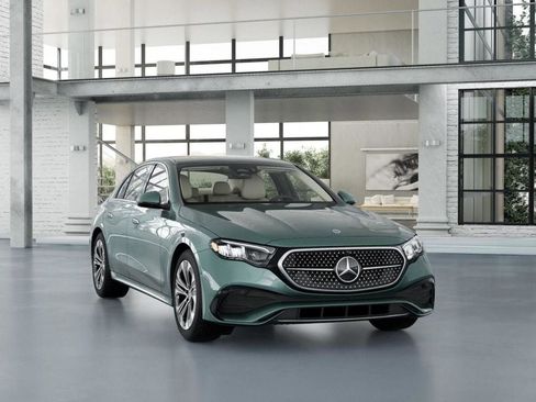 New 2026 Mercedes-Benz E 350 4MATIC Sedan image 9