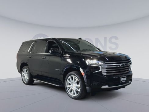 Used 2023 Chevrolet Tahoe High Country AWD/4WD image 2