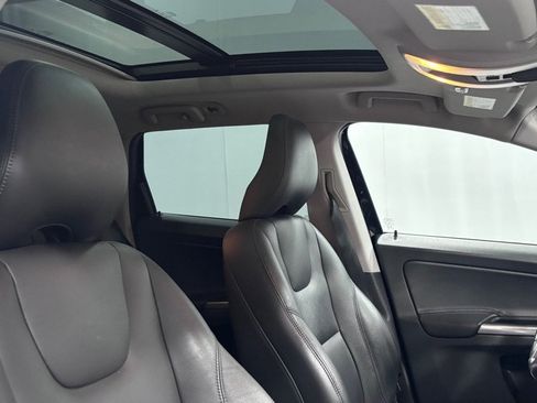 Used 2015 Volvo XC60 T6 Platinum AWD/4WD image 20