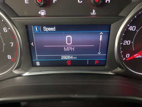 Used 2023 GMC Acadia SLE w/ Driver Convenience Package image 11