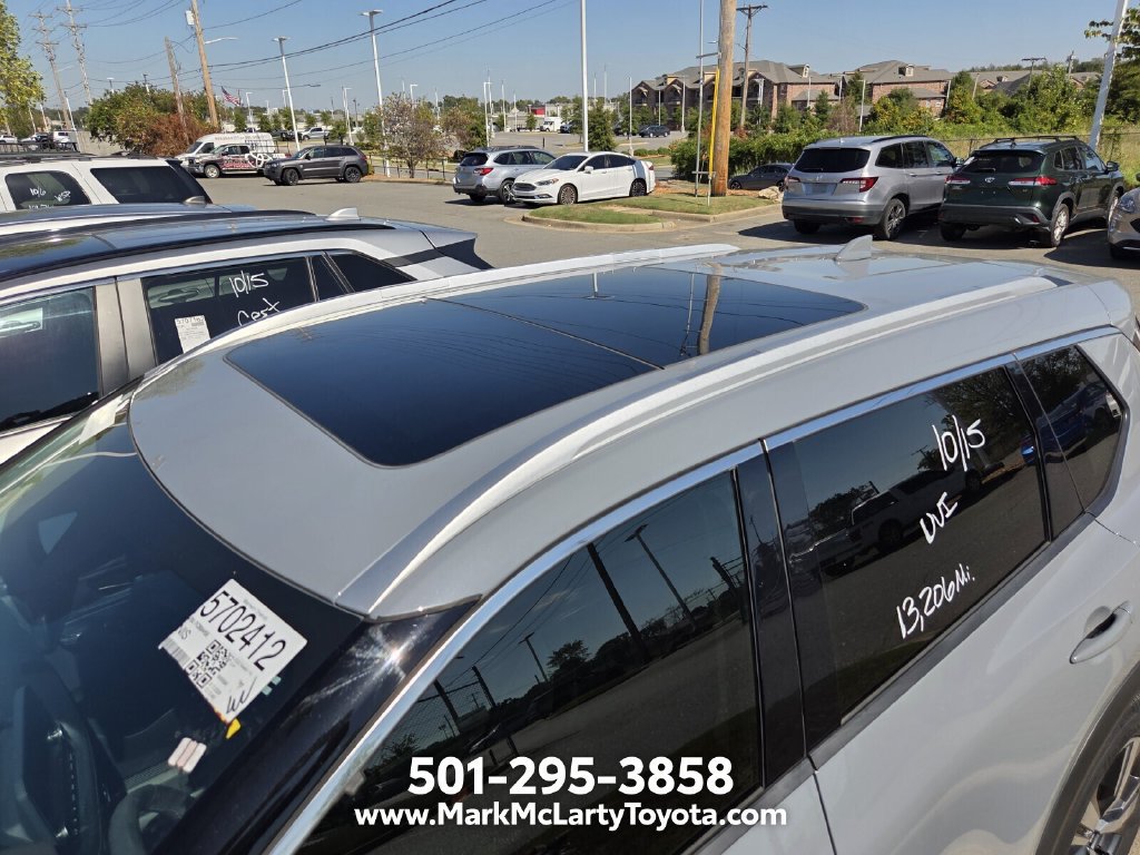 Used 2023 Nissan Rogue SL w/ SL Premium Package FWD image 8