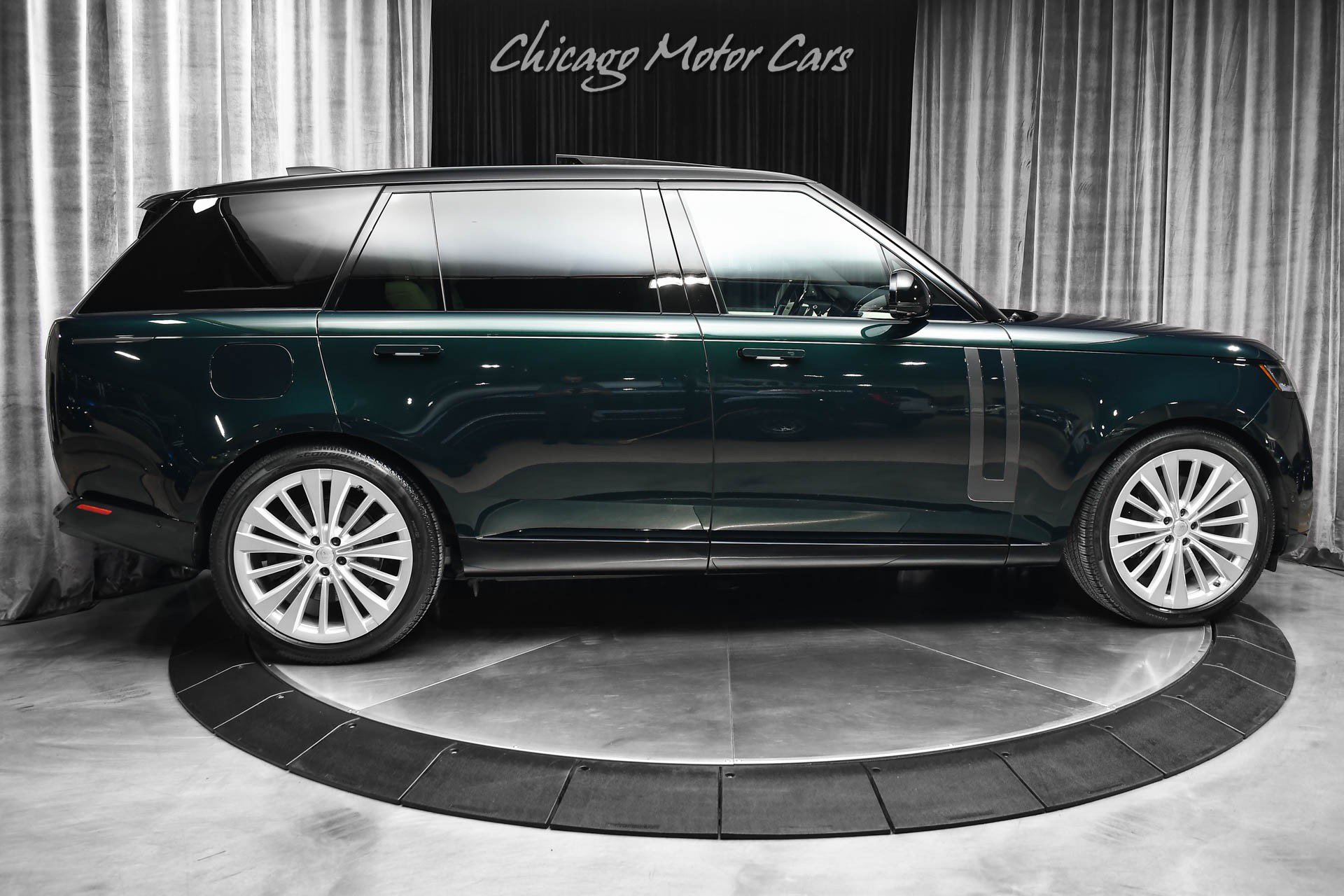 Used 2025 Land Rover Range Rover Long Wheelbase SE AWD/4WD image 52