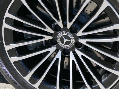 Used 2024 Mercedes-Benz S 580 4MATIC Sedan image 12