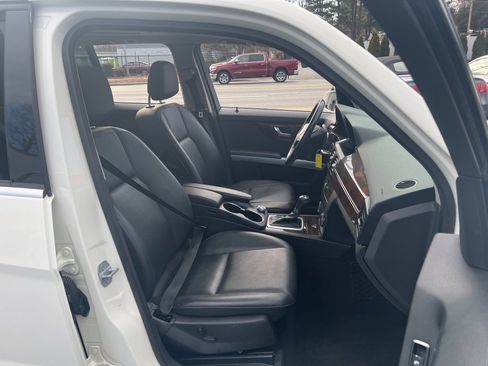 Used 2011 Mercedes-Benz GLK 350 4MATIC image 10