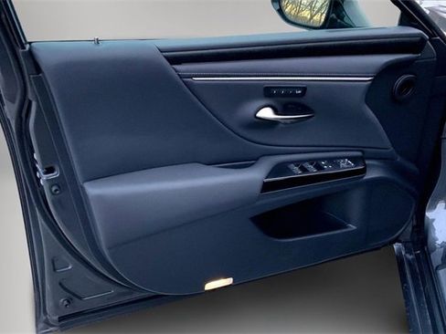 Certified 2025 Lexus ES 350 350 image 17