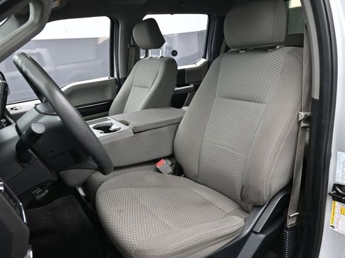 Used 2017 Ford F150 XLT image 20