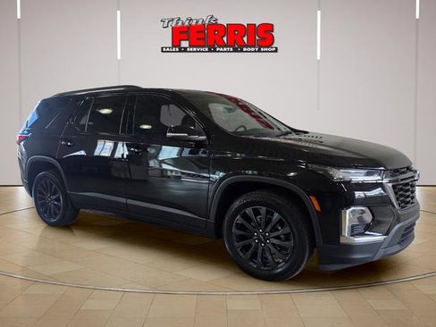 Used 2023 Chevrolet Traverse RS AWD/4WD image 3