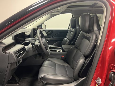 New 2025 Lincoln Aviator Reserve w/ Equipment Group 201A image 15