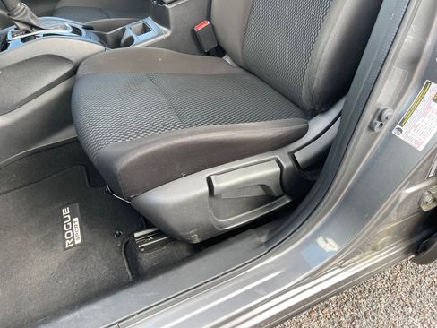 Used 2021 Nissan Rogue Sport S FWD image 14