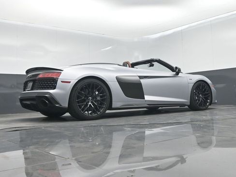 Used 2021 Audi R8 V10 performance image 49