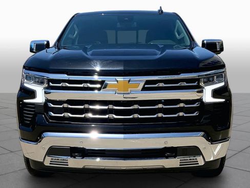 Used 2024 Chevrolet Silverado 1500 LTZ AWD/4WD image 4