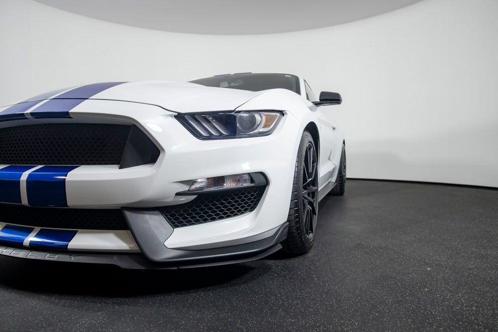 Used 2018 Ford Mustang Shelby GT350 RWD image 39