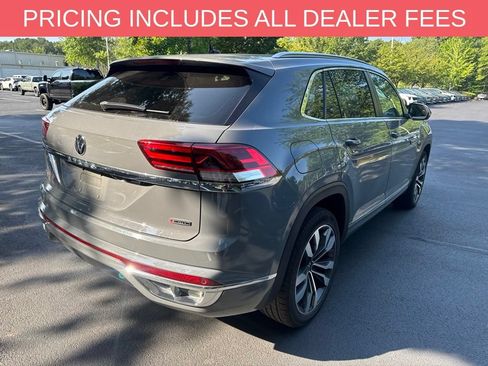 Used 2021 Volkswagen Atlas Cross Sport SEL R-Line AWD/4WD image 17