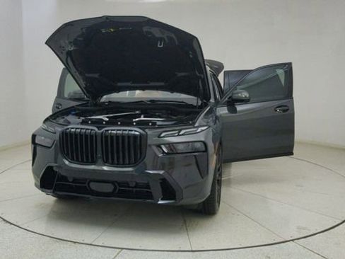 Used 2026 BMW X7 xDrive40i w/ M Sport Package AWD/4WD image 76