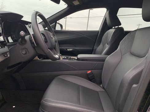 Certified 2025 Lexus RX 350 FWD image 16