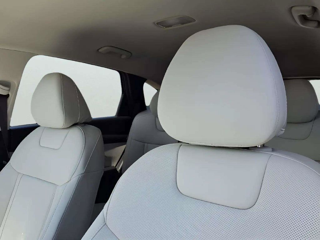 New 2026 Hyundai Tucson SEL Plus FWD image 8