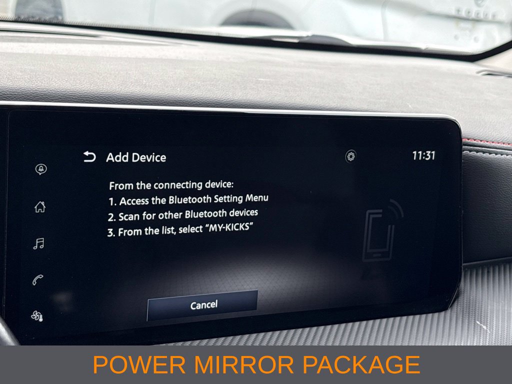 Used 2025 Nissan Kicks SR FWD image 10