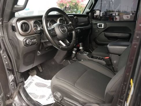 Used 2020 Jeep Gladiator Sport w/ Quick Order Package 24S AWD/4WD image 8