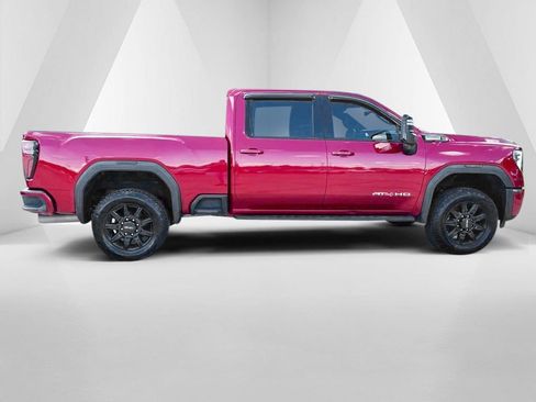 Used 2024 GMC Sierra 2500 AT4 w/ AT4 Premium Plus Package AWD/4WD image 7