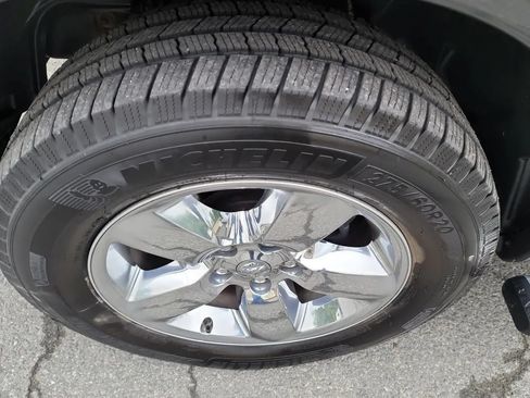 Used 2017 RAM 1500 Big Horn AWD/4WD image 34