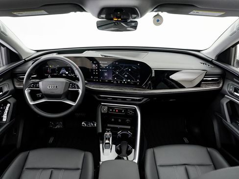 New 2025 Audi Q5 2.0T Premium Plus image 18