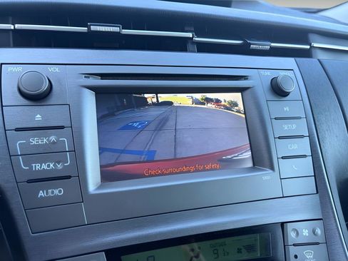 Used 2015 Toyota Prius Two FWD image 15