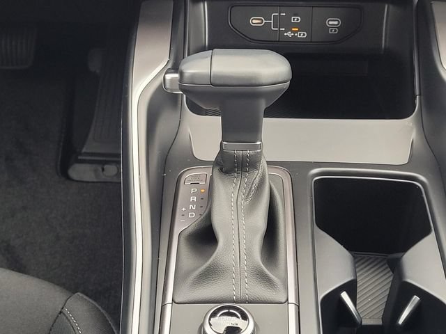 New 2026 Kia Sorento LX FWD image 18