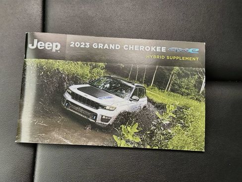 Used 2023 Jeep Grand Cherokee 4WD 4xe image 54