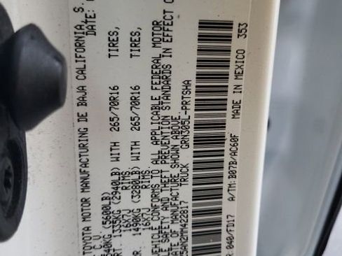 Used 2021 Toyota Tacoma TRD Off-Road w/ Technology Package image 15