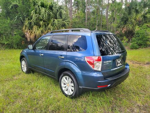 Used 2012 Subaru Forester 2.5X Premium AWD/4WD image 6