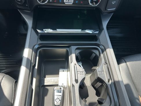 New 2026 Ford F550 4x4 Crew Cab image 38