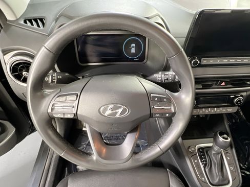 Used 2023 Hyundai Kona Limited image 11