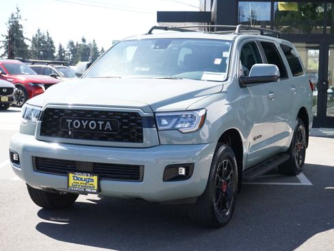 Used 2021 Toyota Sequoia TRD Pro AWD/4WD image 7