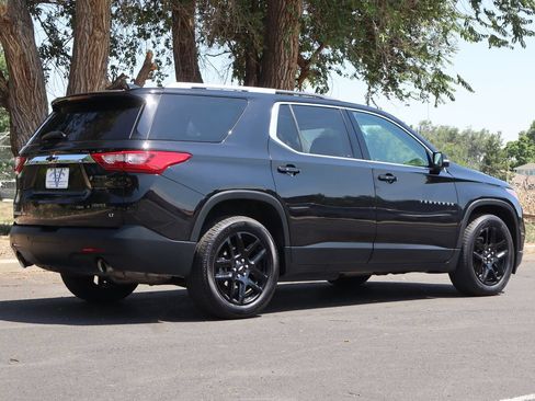 Used 2018 Chevrolet Traverse LT AWD/4WD image 5