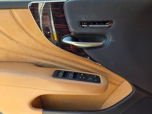 Used 2022 Lexus LS 500 AWD w/ Interior Upgrade Package image 12