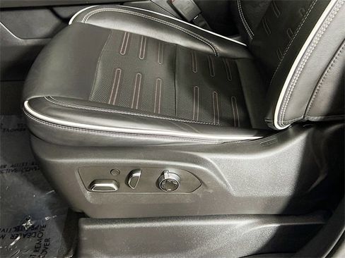 Used 2023 GMC Sierra 1500 AT4X w/ AT4X AEV Edition image 18