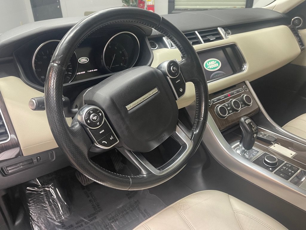 Used 2015 Land Rover Range Rover Sport HSE AWD/4WD image 22