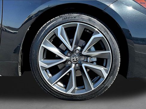 Used 2021 Toyota Corolla SE w/ Carpet Mat Package (TMS) image 8