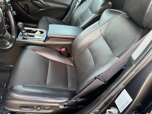 Used 2016 Acura RDX AWD w/ Technology Package image 19