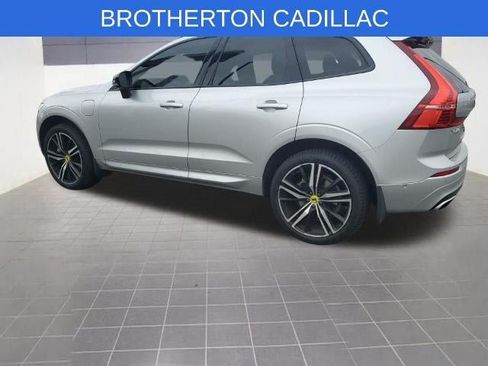 Used 2021 Volvo XC60 T8 R-Design w/ Advanced Package AWD/4WD image 3