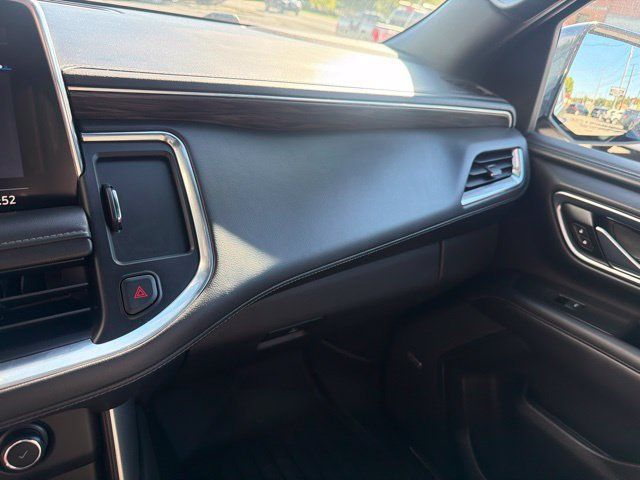 Used 2021 Chevrolet Suburban LT AWD/4WD image 32