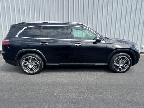 Certified 2024 Mercedes-Benz GLS 450 4MATIC image 42