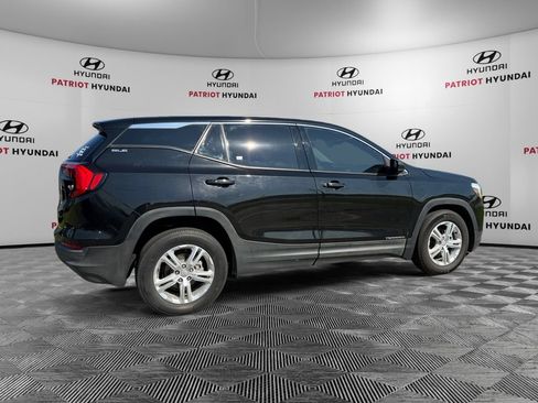 Used 2020 GMC Terrain SLE FWD image 3