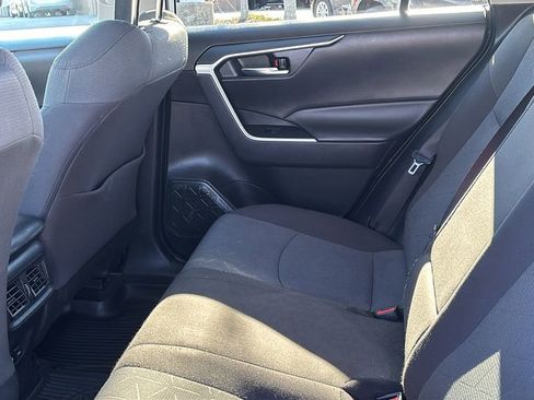 Used 2022 Toyota RAV4 XLE w/ Convenience Package AWD/4WD image 29