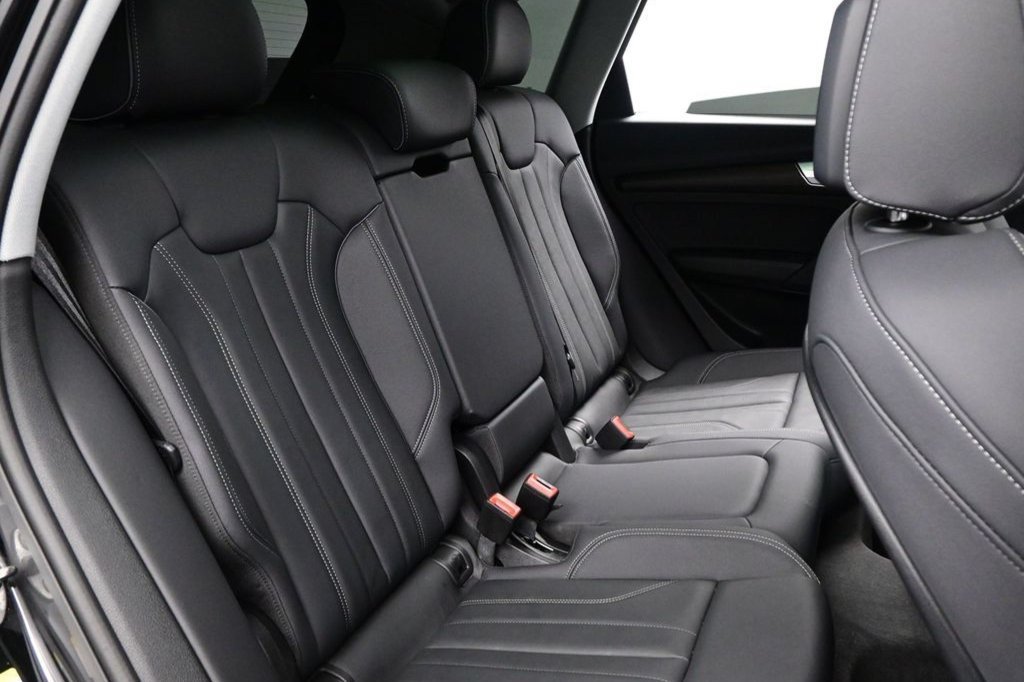 Used 2024 Audi Q5 2.0T Premium w/ Convenience Package AWD/4WD image 42
