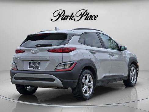 Used 2023 Hyundai Kona SEL w/ Convenience Package FWD image 5