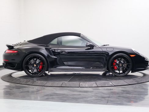 Used 2014 Porsche 911 4 Cabriolet AWD/4WD image 24