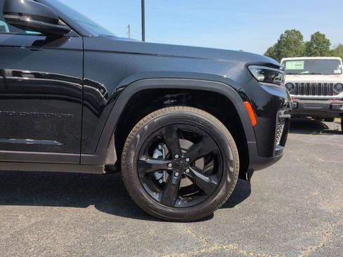 New 2026 Jeep Grand Cherokee Limited AWD/4WD image 9