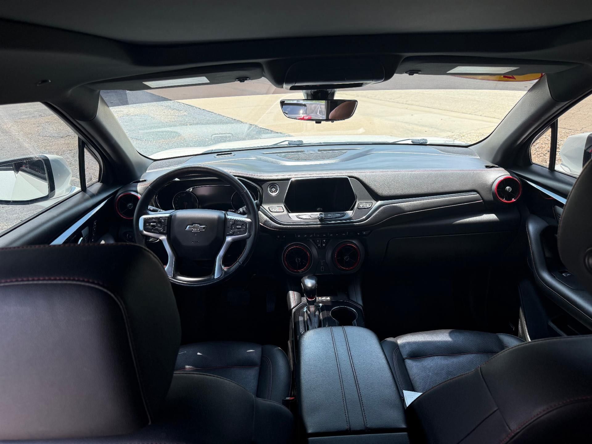 Used 2021 Chevrolet Blazer RS w/ Enhanced Convenience Package FWD image 3